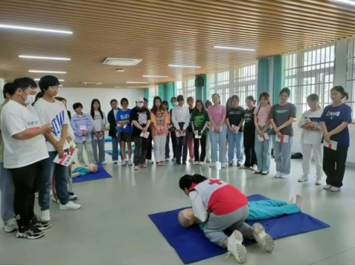 ���ŵ�����Ϸע����38�ʽ�