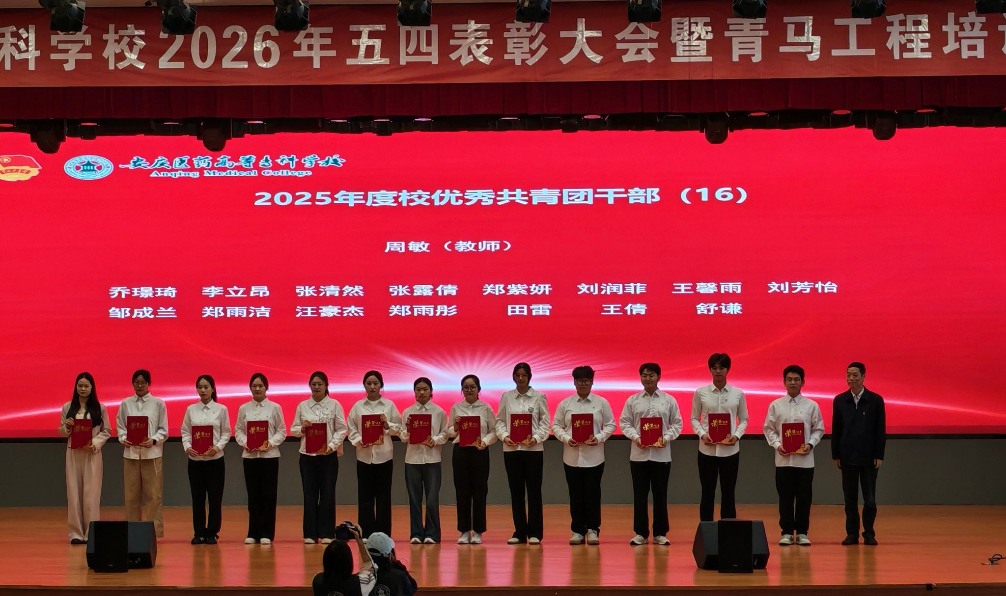 ���ŵ�����Ϸע����38�ʽ�